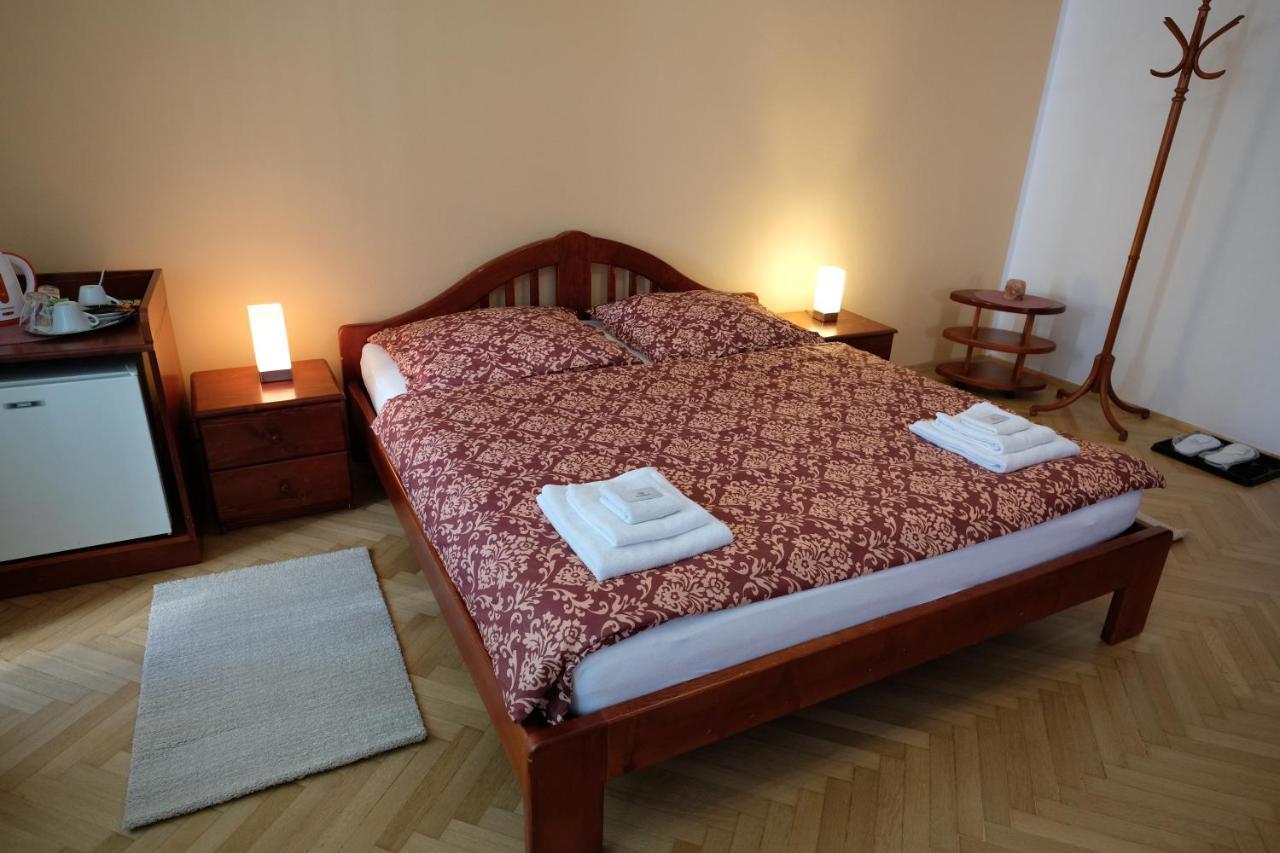 Penzion For You Valašské Meziříčí Exterior foto
