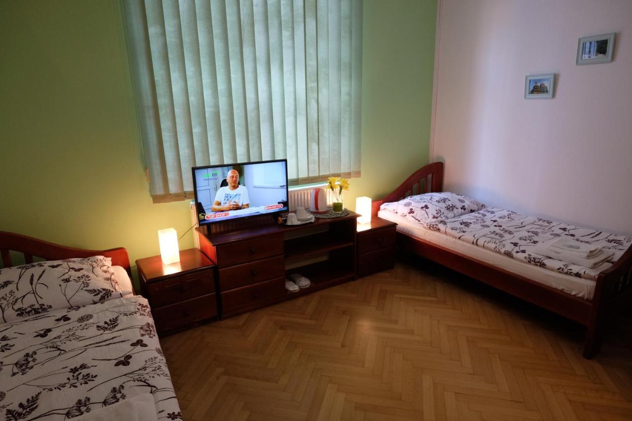 Penzion For You Valašské Meziříčí Exterior foto